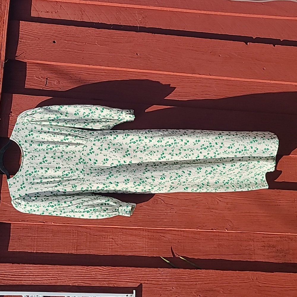 Uniqlo Green & Cream Rayon Empire Waist Dress Long Sleeve Size Small